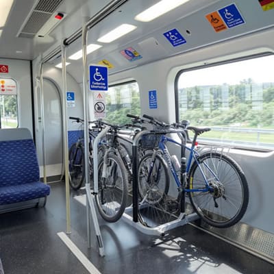 Fahrradmitnahme im Zug Regeln Preise und Tipps
